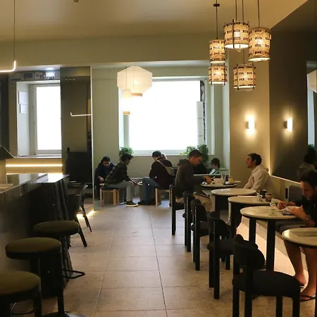 Gspot & Triangles Pizzeria *