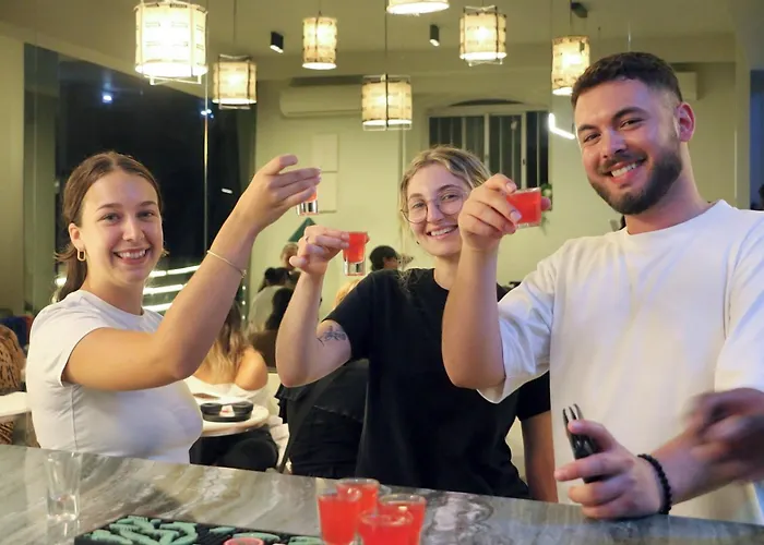 Hostel Gspot & Triangles Pizzeria *