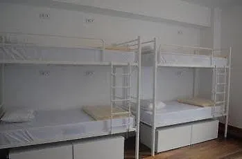 Хостел Gspot & Triangles Pizzeria Лиссабон