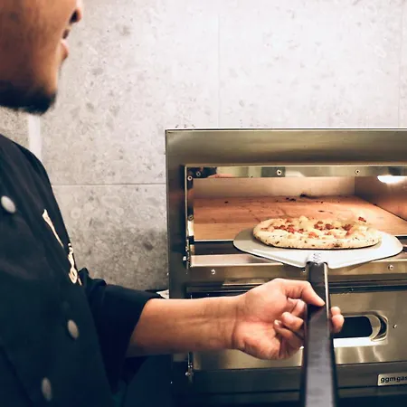 Vandrarhem Gspot & Triangles Pizzeria