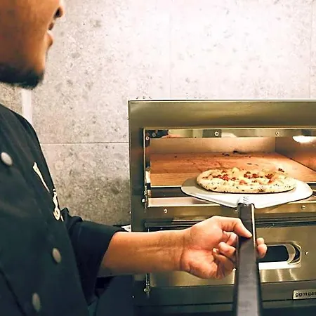 Gspot & Triangles Pizzeria * Lisbona